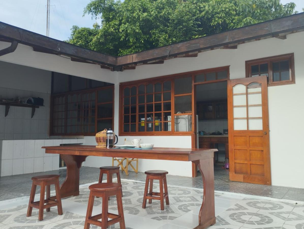 Leticias Guest House Kültér fotó