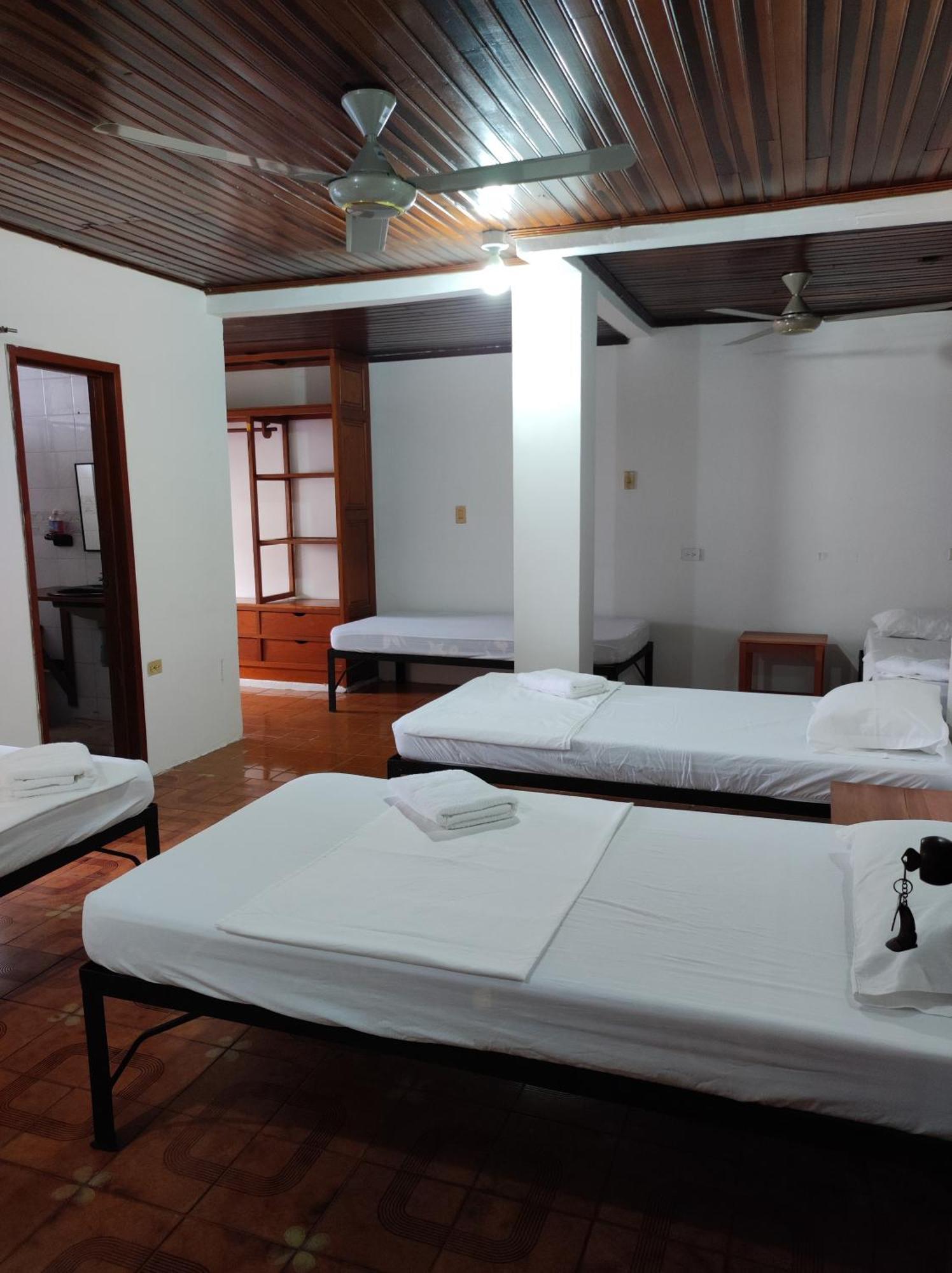 Leticias Guest House Kültér fotó