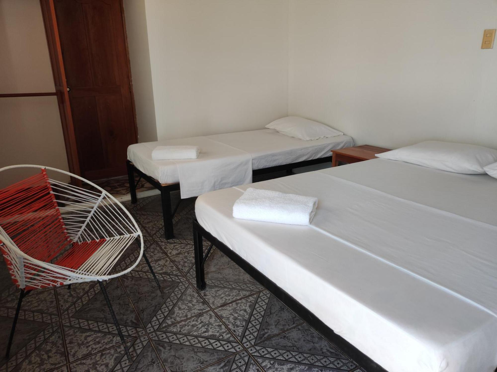 Leticias Guest House Szoba fotó
